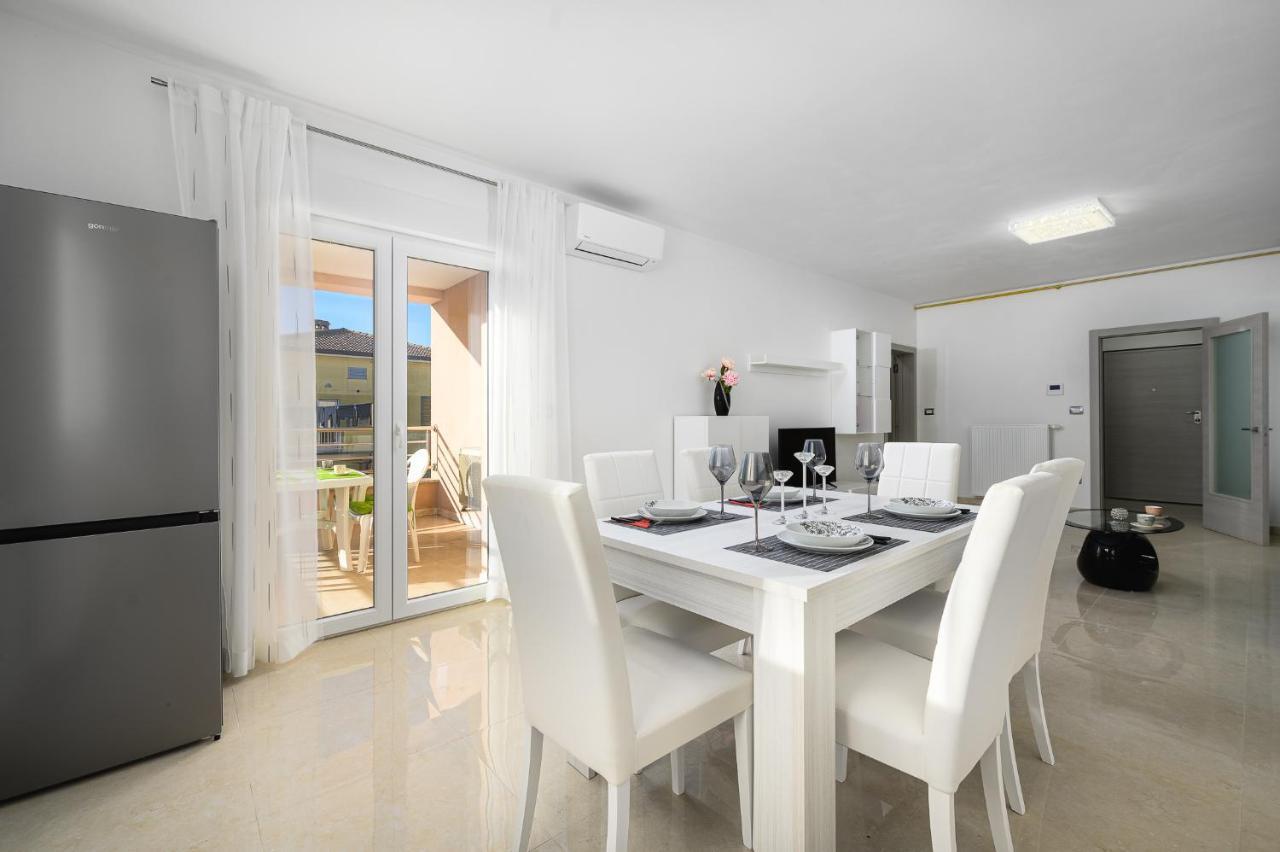 Apartment Stancija Amorozo 5 *