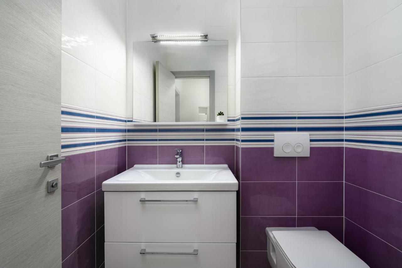 Stancija Amorozo 5 * Porec