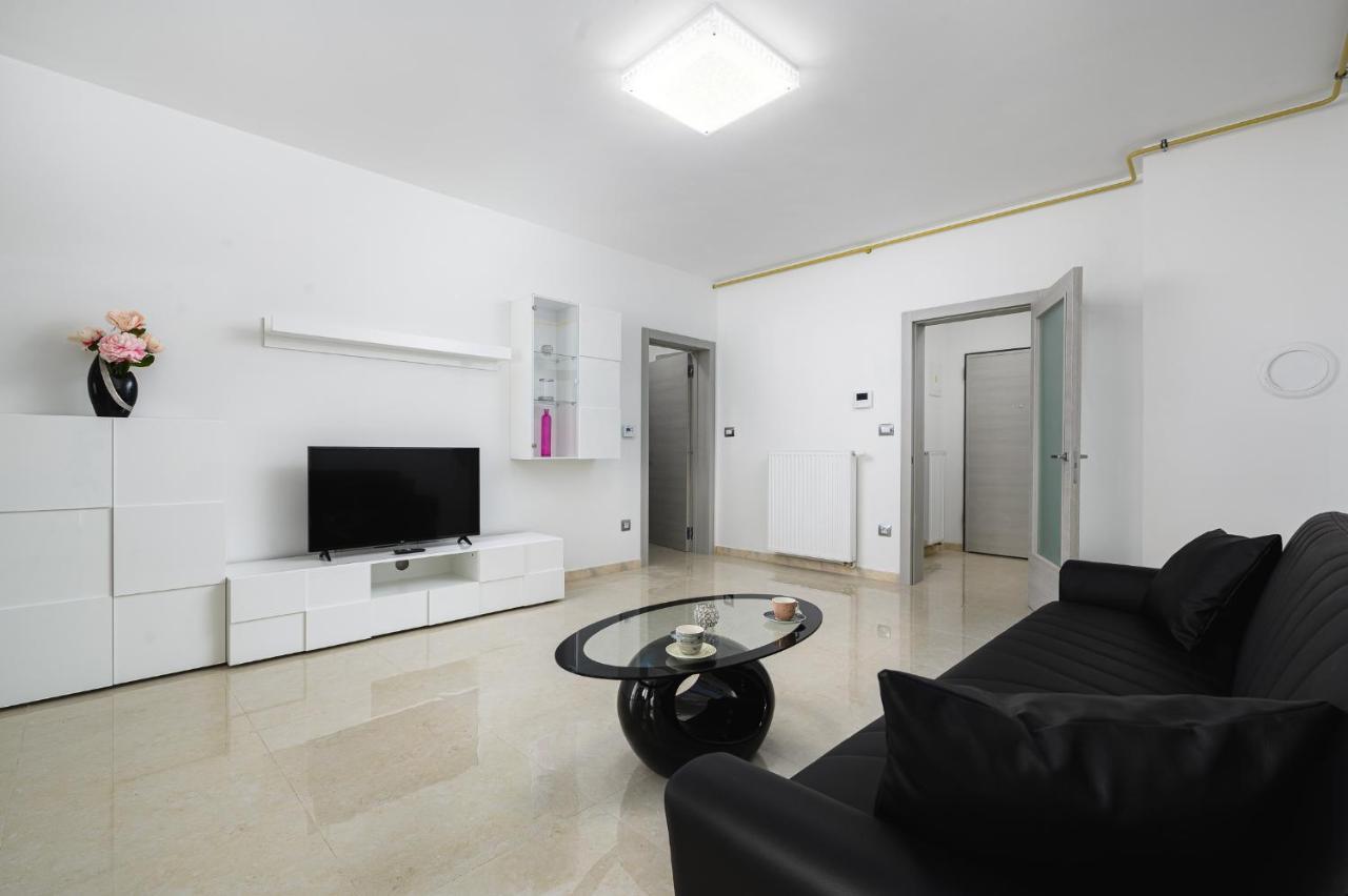 Stancija Amorozo 5 Apartment *