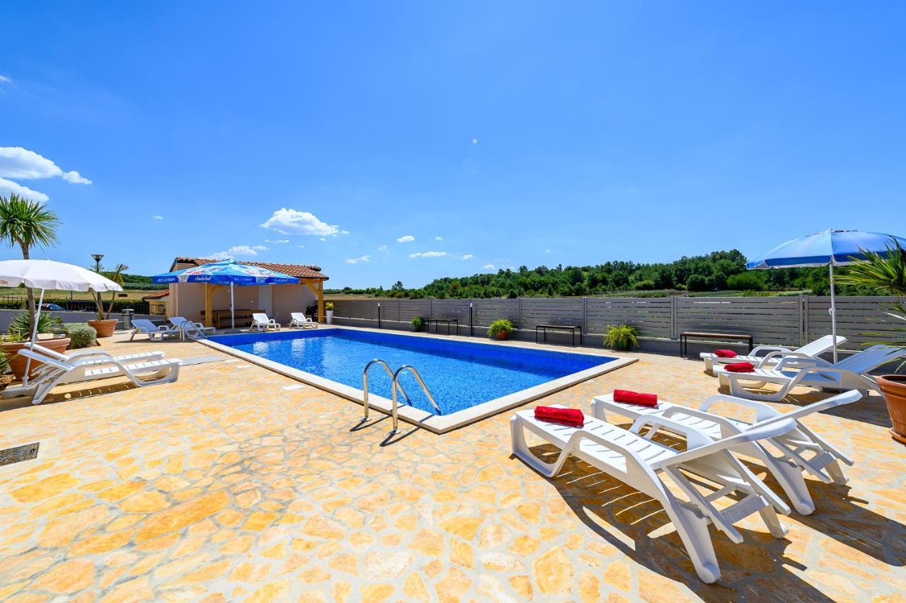 Apartment Stancija Amorozo 5